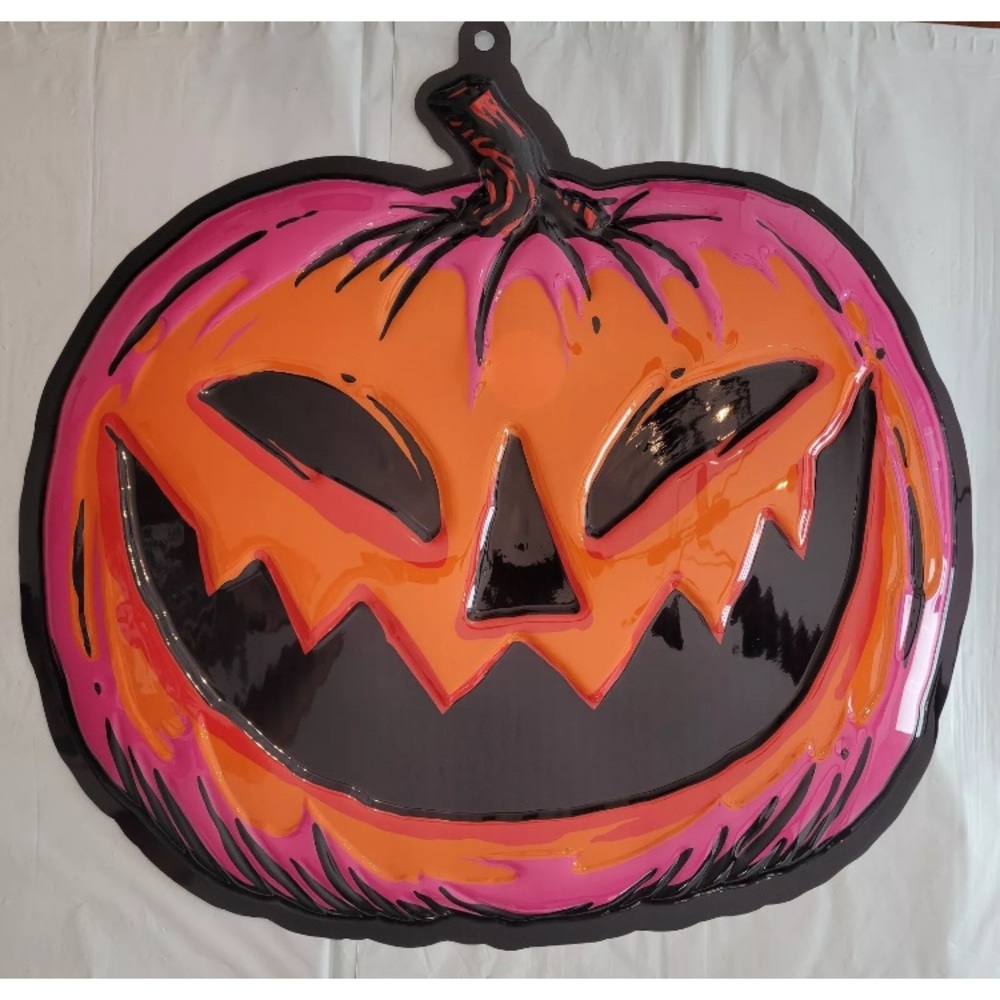 2024 Halloween Hyde & Eek Neon Wall Decor Pumpkin Jack O Lantern Vintage-Style
